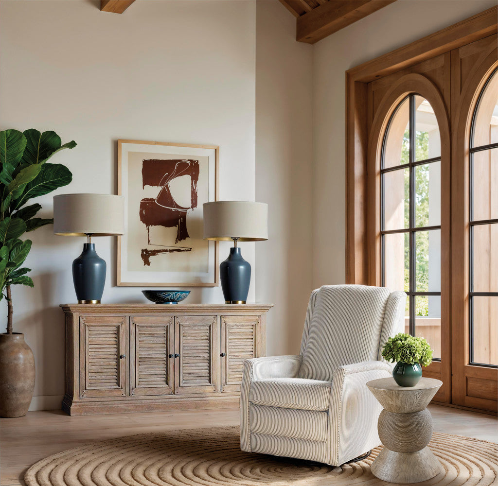 Commerce & Market Round Robin Accent Table