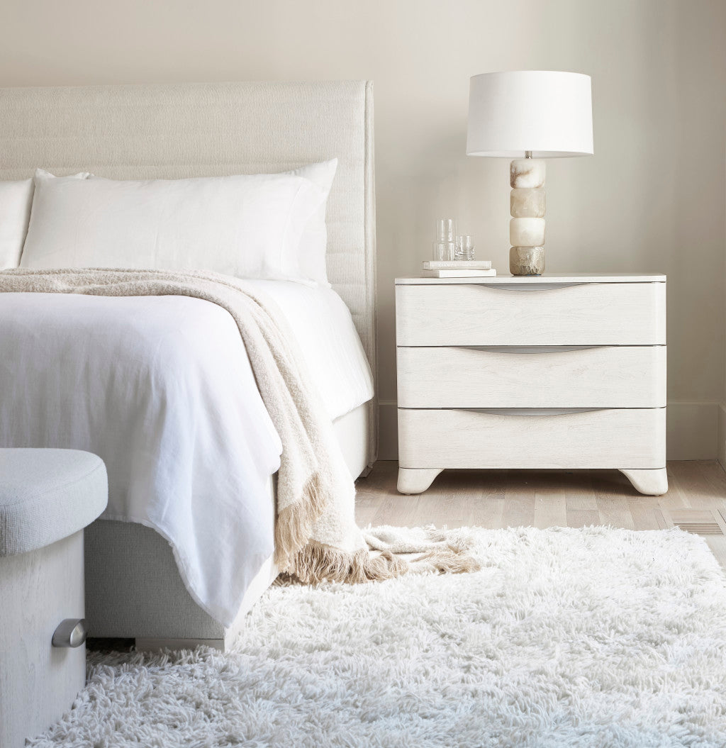 Sereno Panel Bed