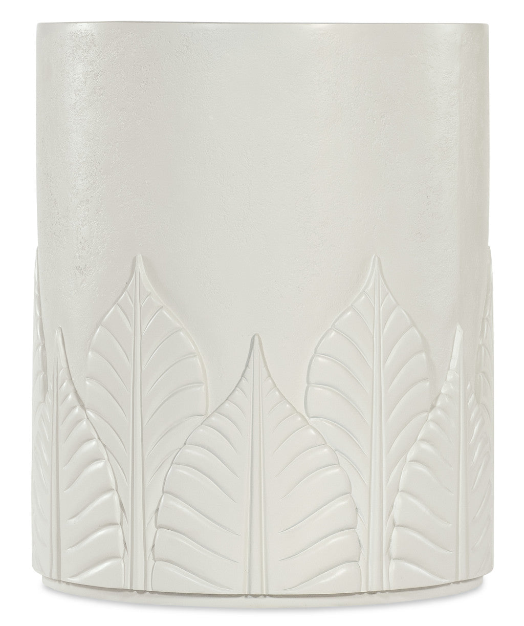 Commerce and Market Amelia Round End Table