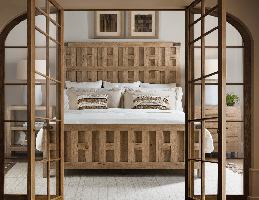 Vineyard Row Queen Panel Bed